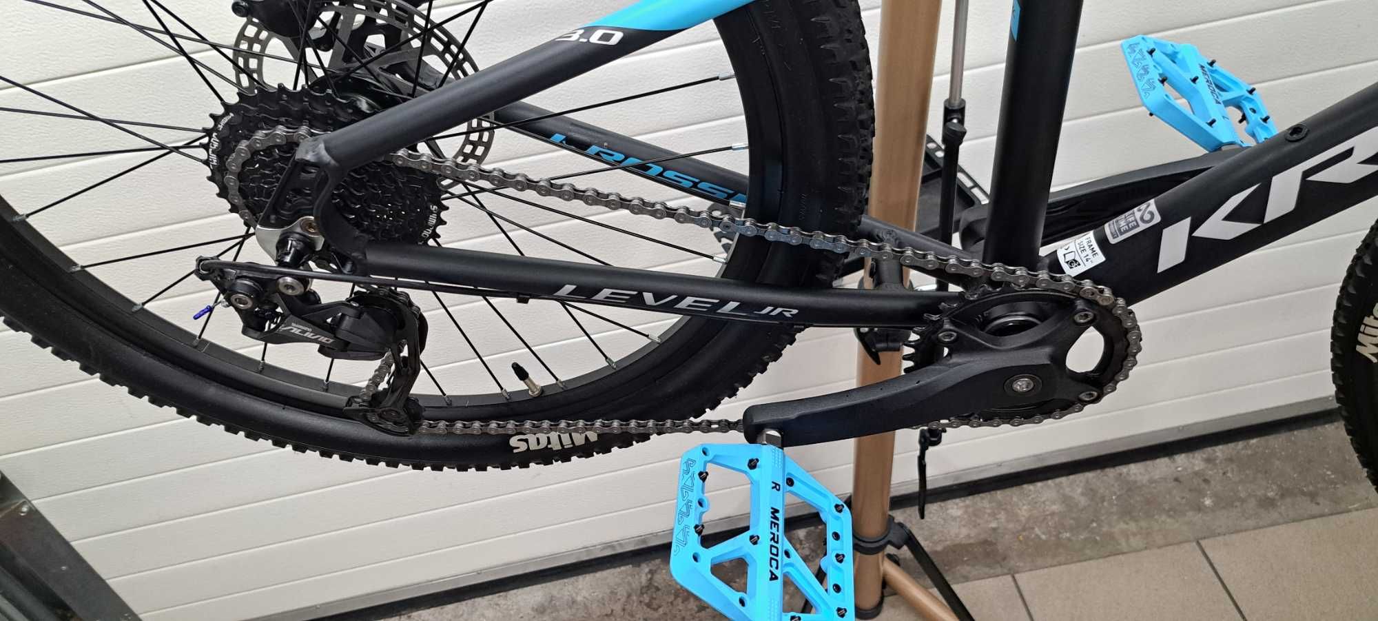 Kross LEVEL 3.0 Jr Replica 24" PRO Junior hamulce tarczowe hydr. 130km