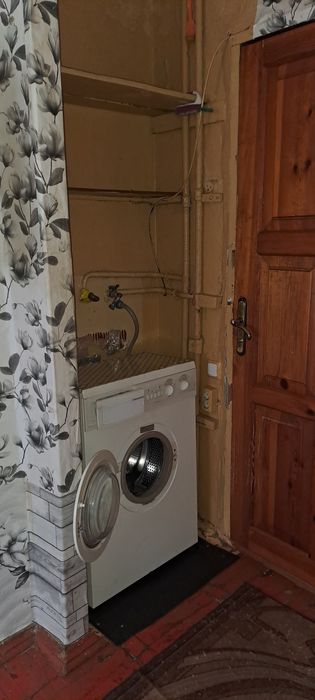 Сдам гостинку метро Армейская, ул.Ощепкова 8/1