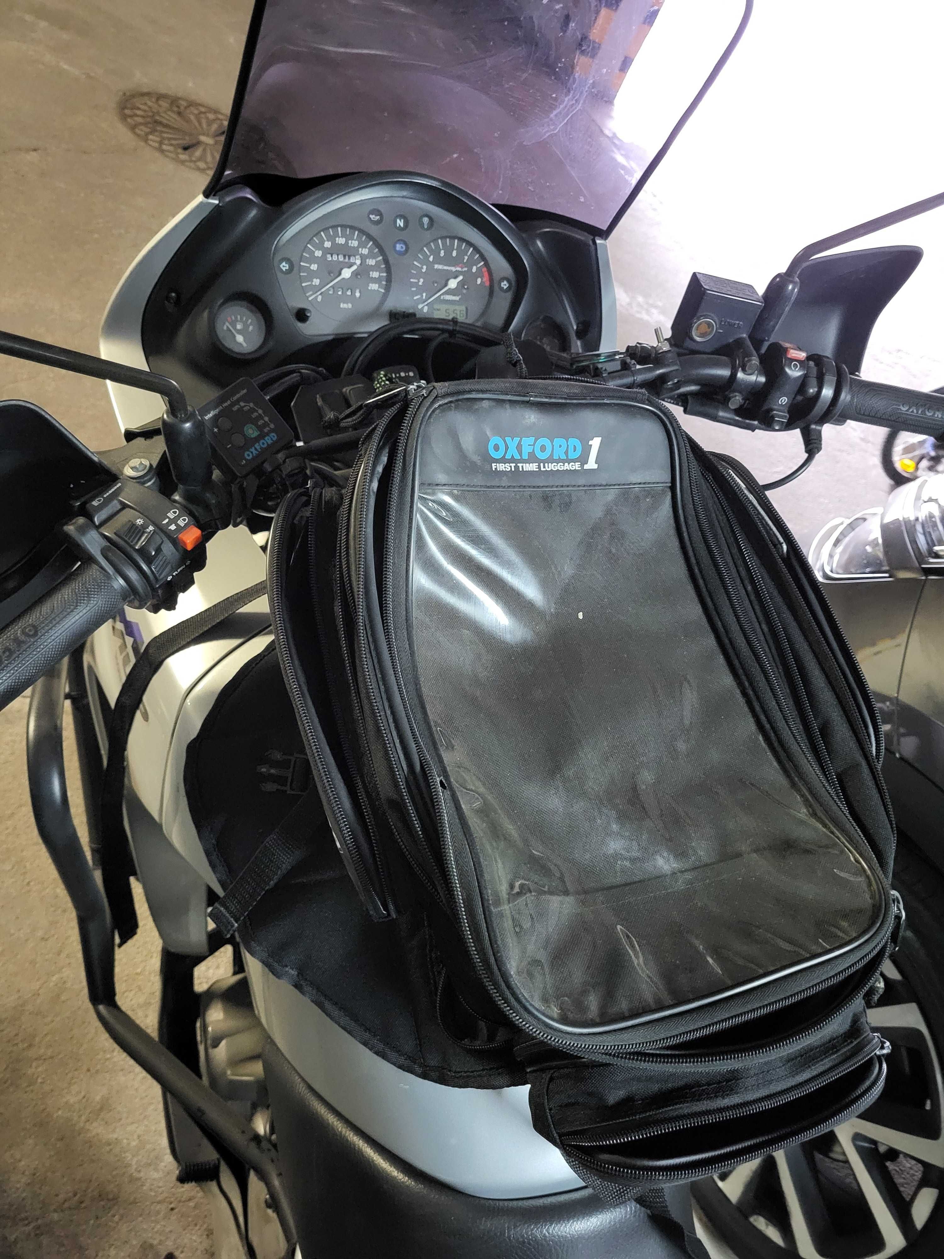Motocykl Honda Transalp 650 srebrna