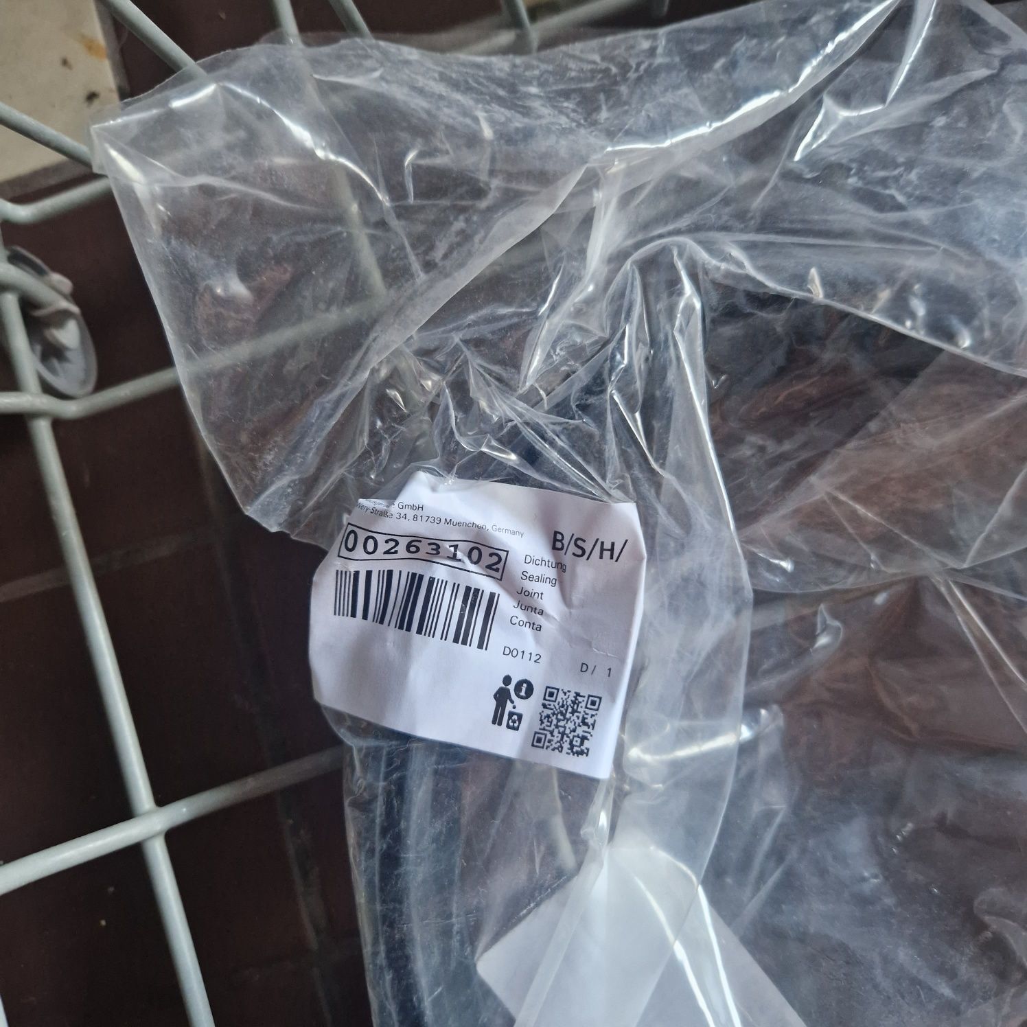 Kosz do zmywarki Bosch dolny, uszczelka, górne grzebyki
