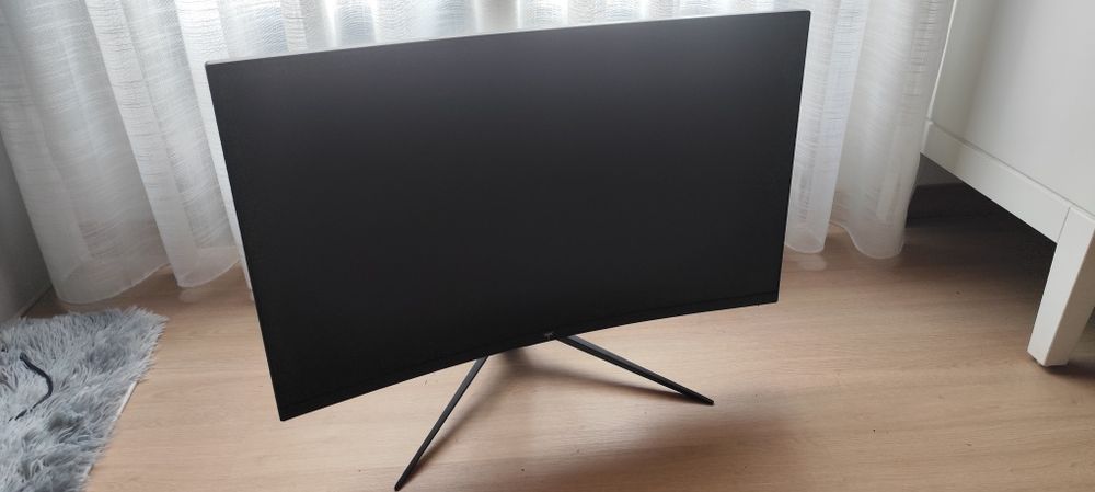 Monitor gaming KTC H27S17 curvo 27" QHD 2K 180hz