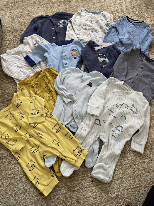 Великий набір одягу для новонародженого хлопчика