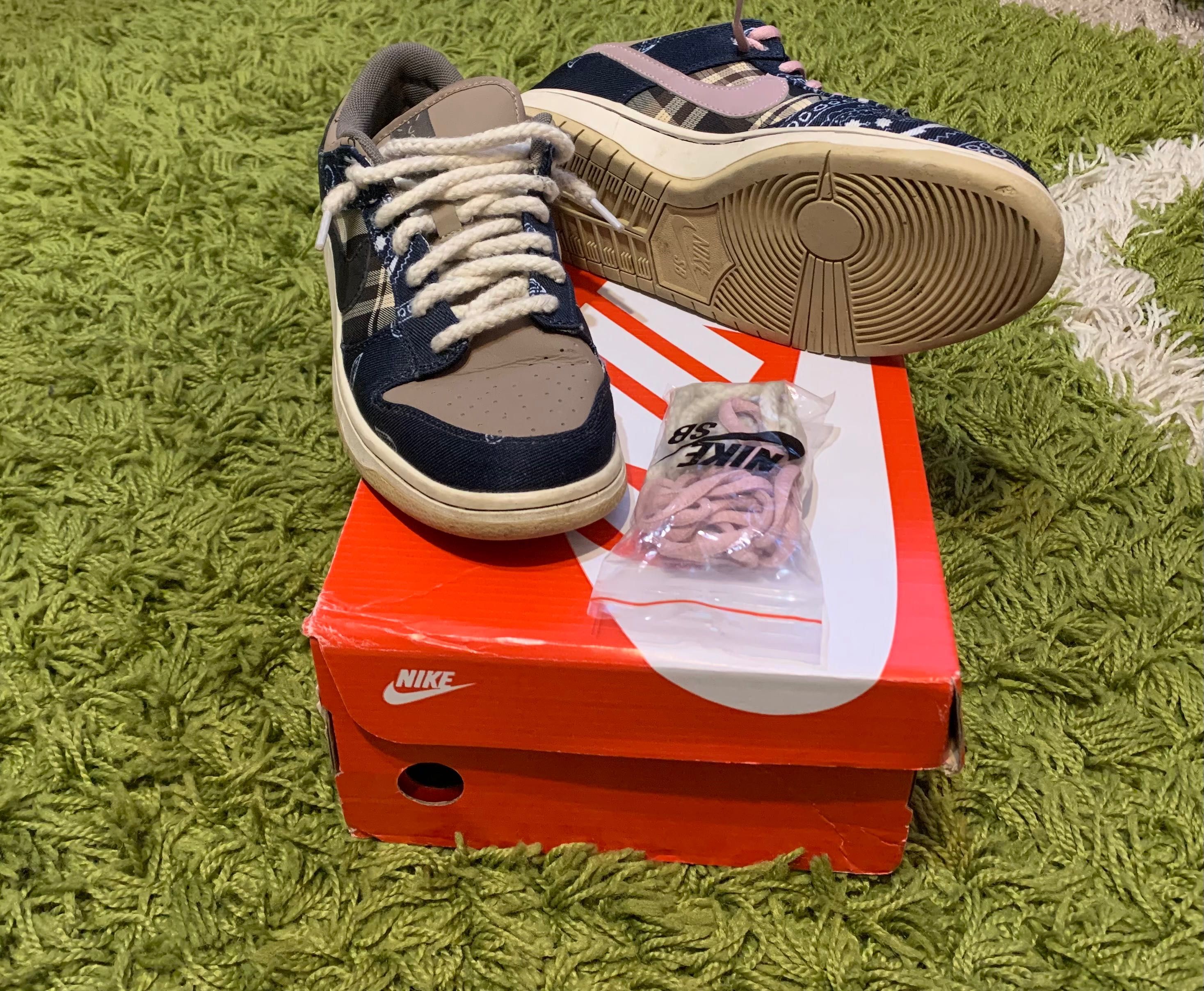 Кросівки Nike Dunk Low x Travis Scott