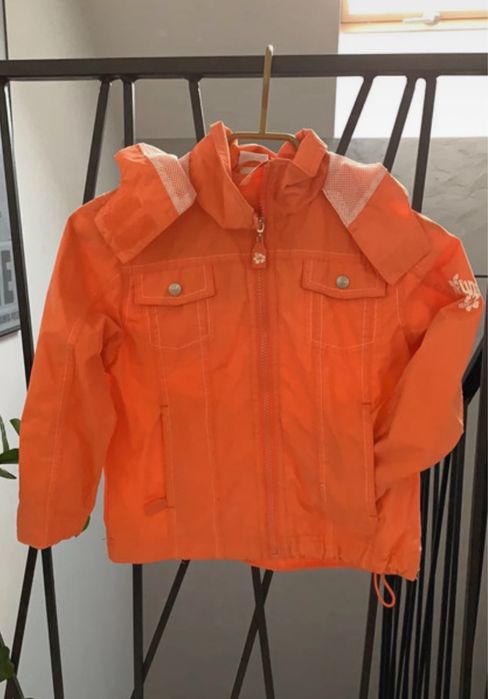 116 lekka widoczna kurtka wiatrowka pomarańczowa na lato deszcz
