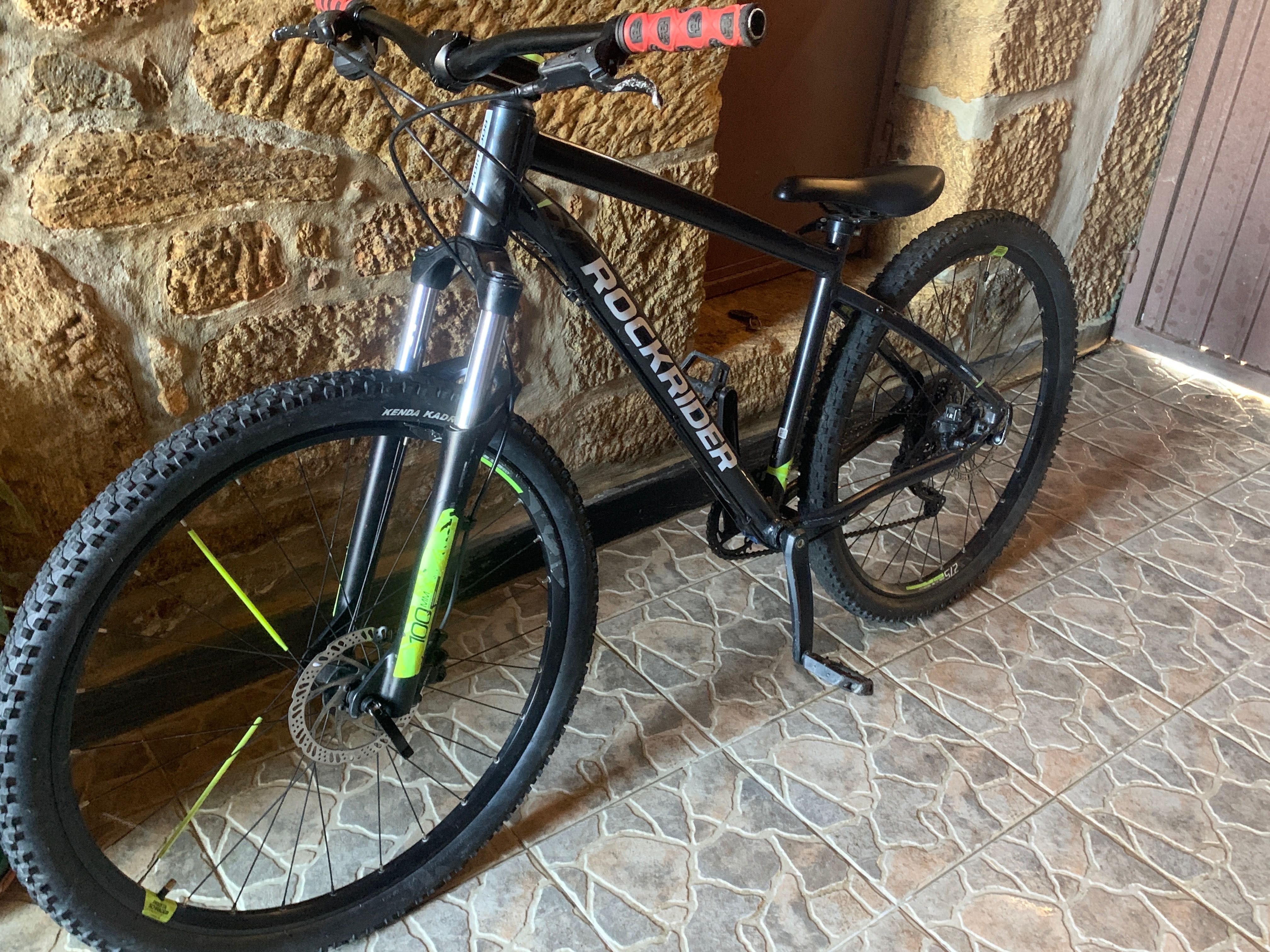 Bicicleta roda 27.5 Tamanho M , rock rider peso 14 kilos