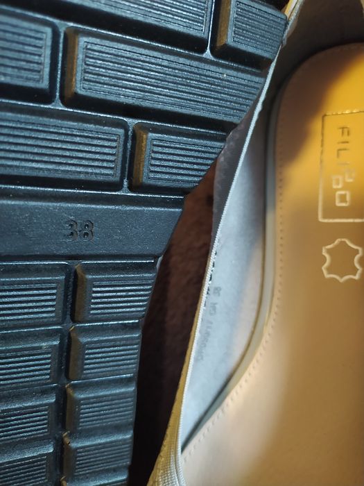 Nowe balerinki na obcasie rozmiar 38