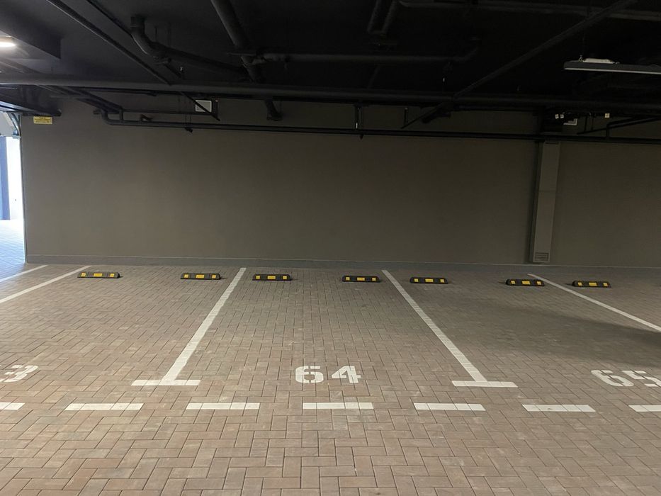 Здам паркінг Будинок на Вавілових