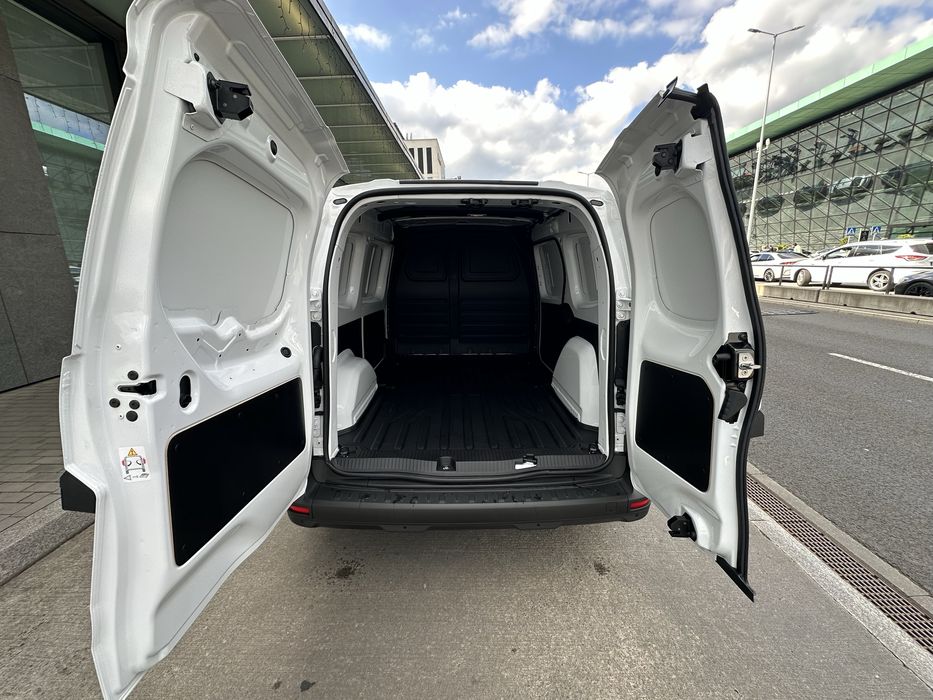 Wynajem samochodu - Renault Kangoo