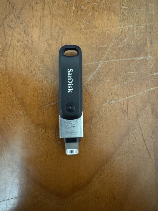 Флеш пам'ять USB SanDisk Lightning 64GB
