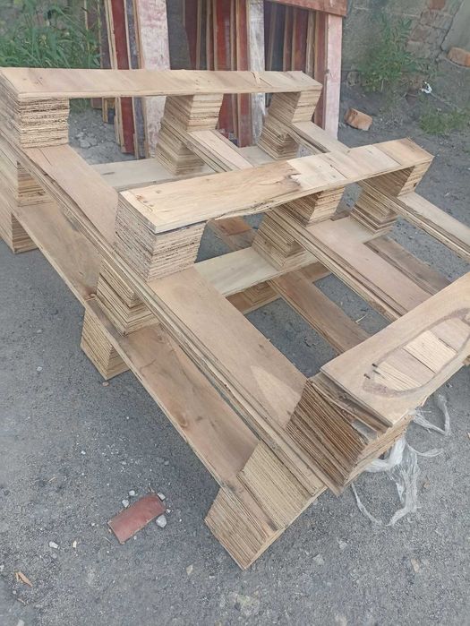 Продам поломанные палеты (поддоны). Для ЗСУ безкоштовно.