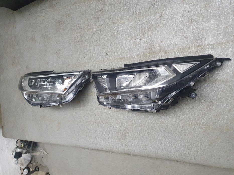 Фари лед ліва права Toyota rav4 2018-2024 розборка