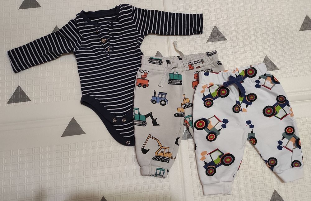 Штани, боді, светр 3-6 міс.