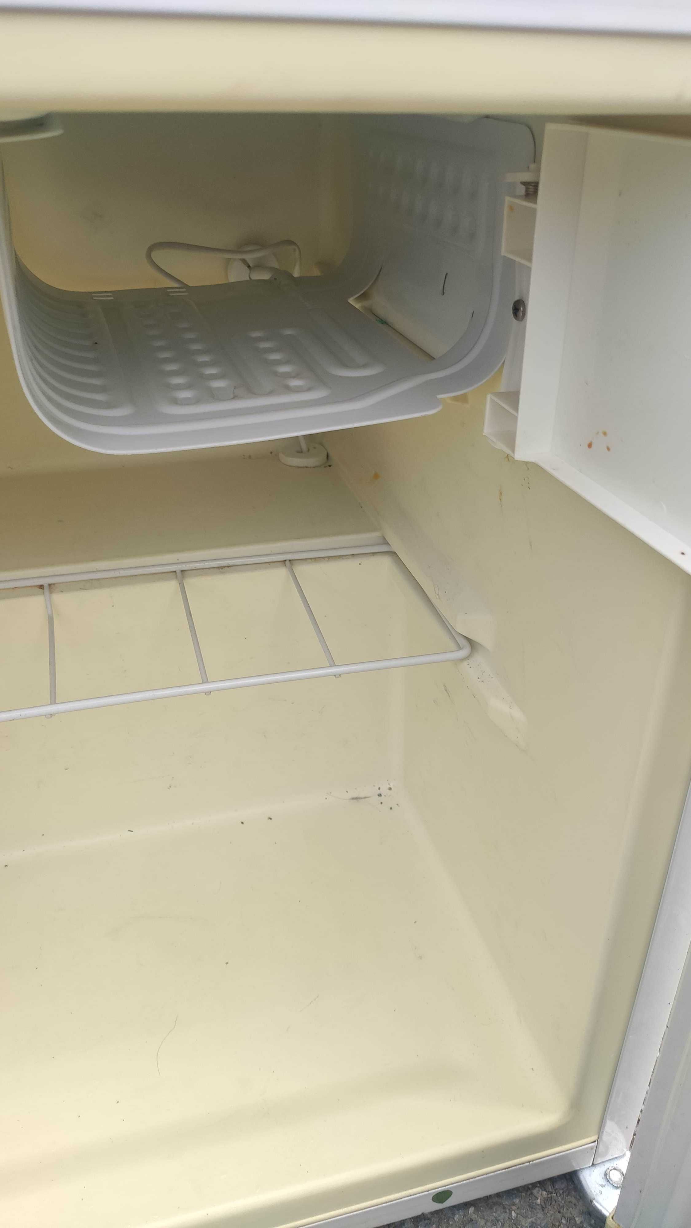 mała lodówka 40 l SEVERIN