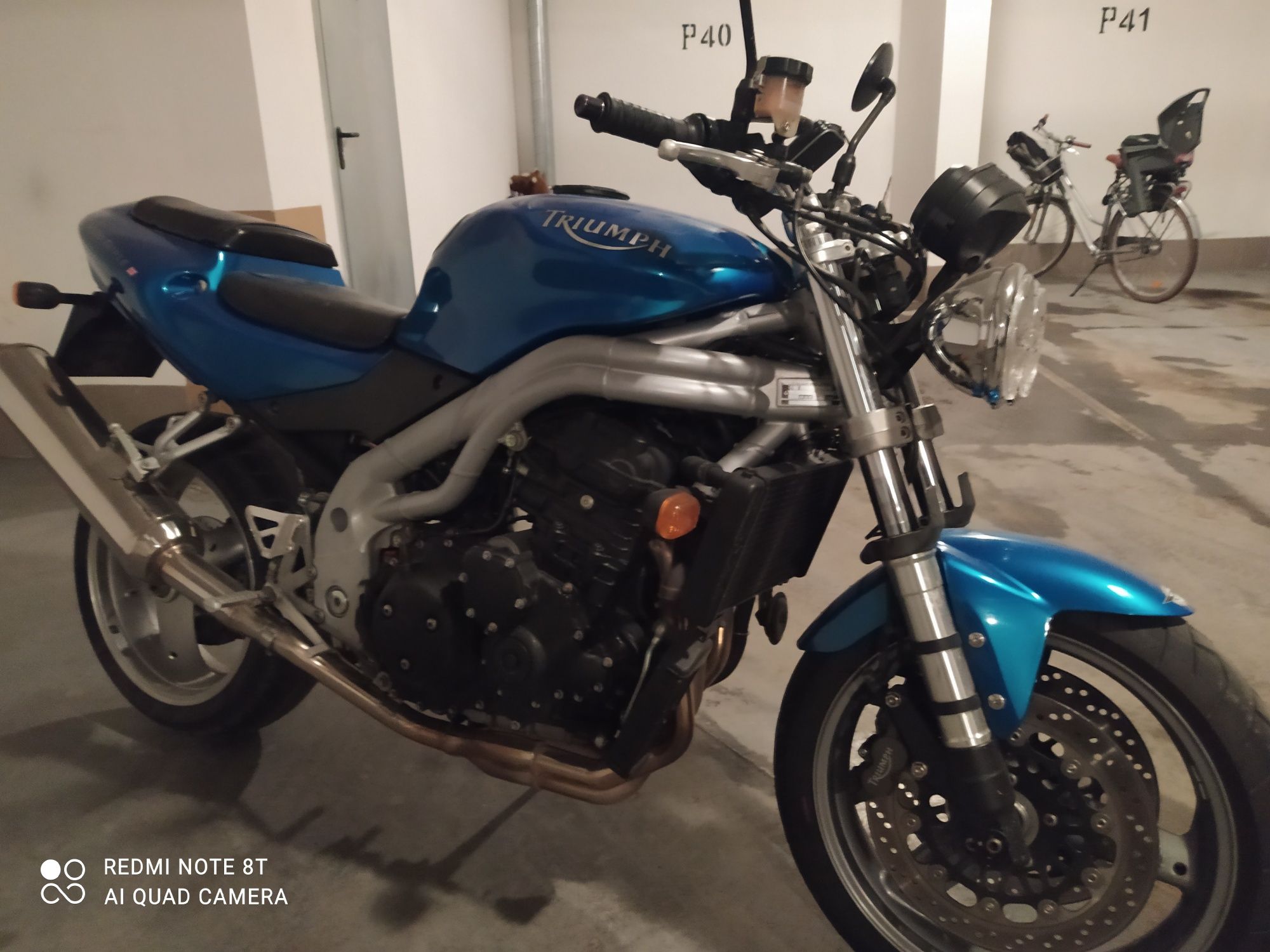Triumph speed triple 955i 2003r