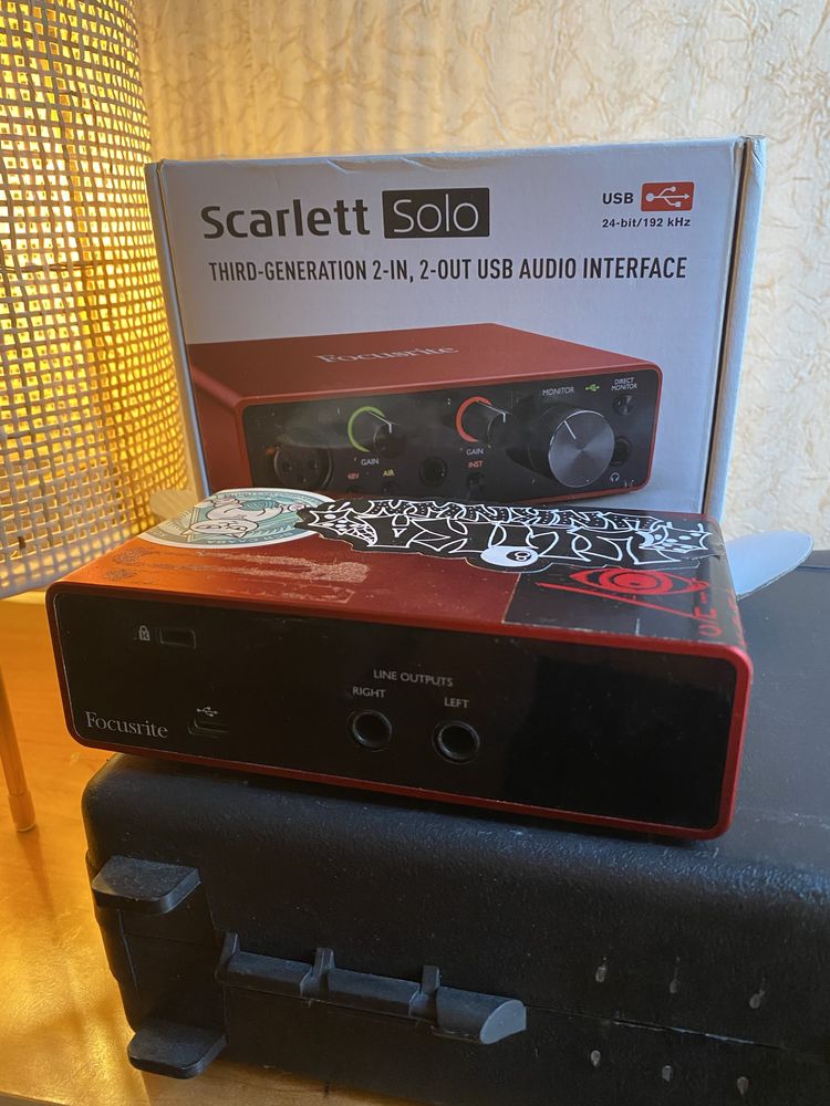 Зовнішня звукова карта Focusrite Scarlett Solo 3rd Gen