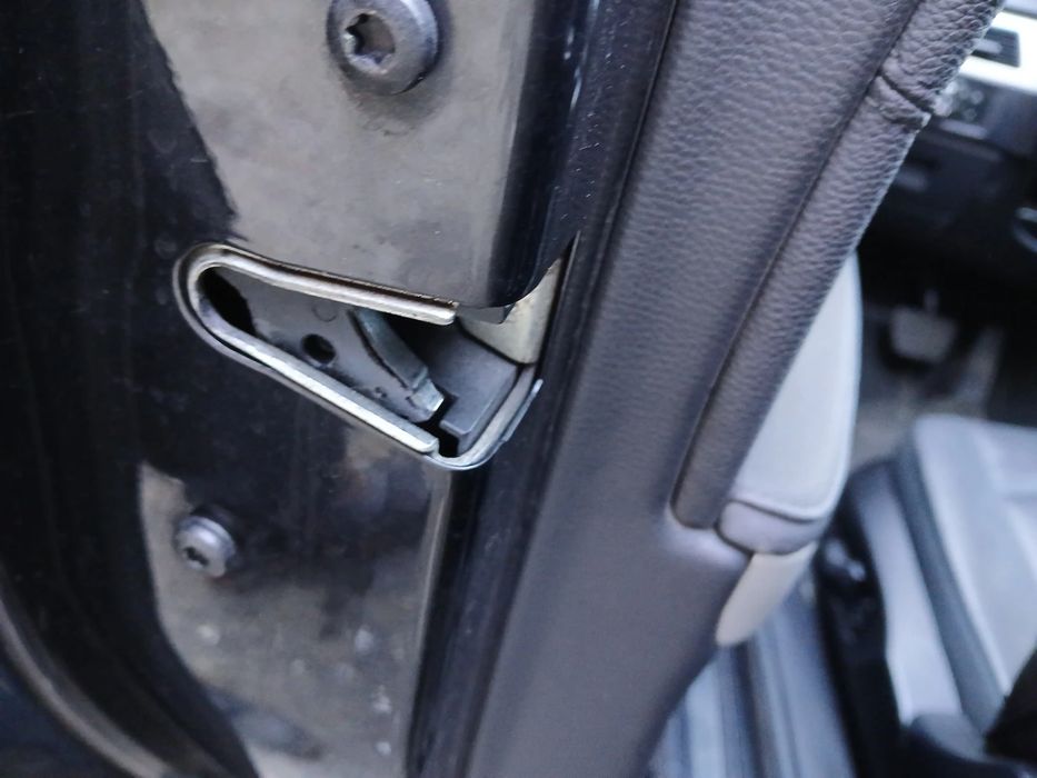 Fechadura / fecho porta frente esquerdo BMW 3 Coupé (E92)