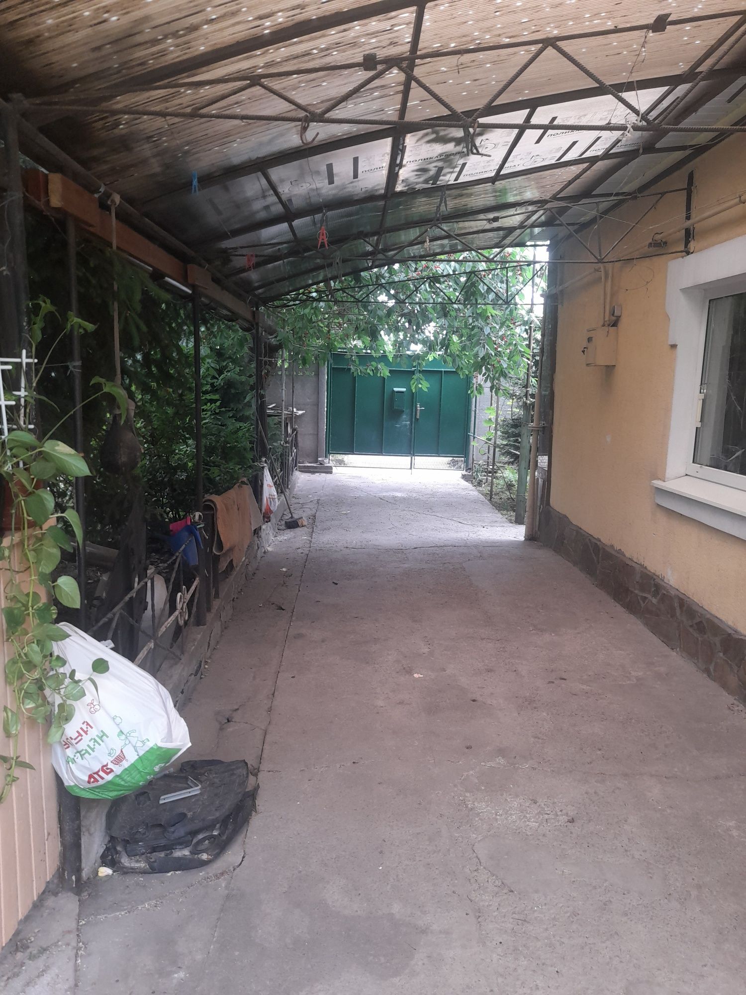 Продам пол дома 2 этажа Правый берег