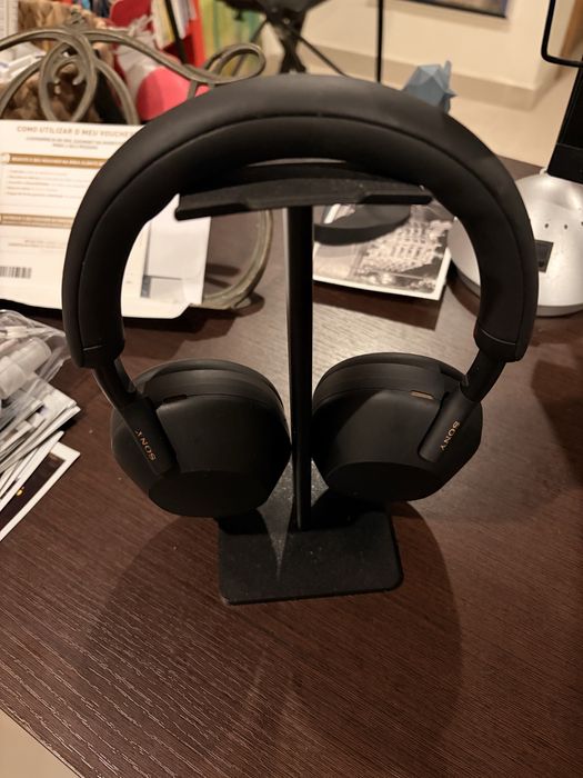 Sony WH-1000XM5 - Cancelamento de Ruído Premium + Todos os Acessórios