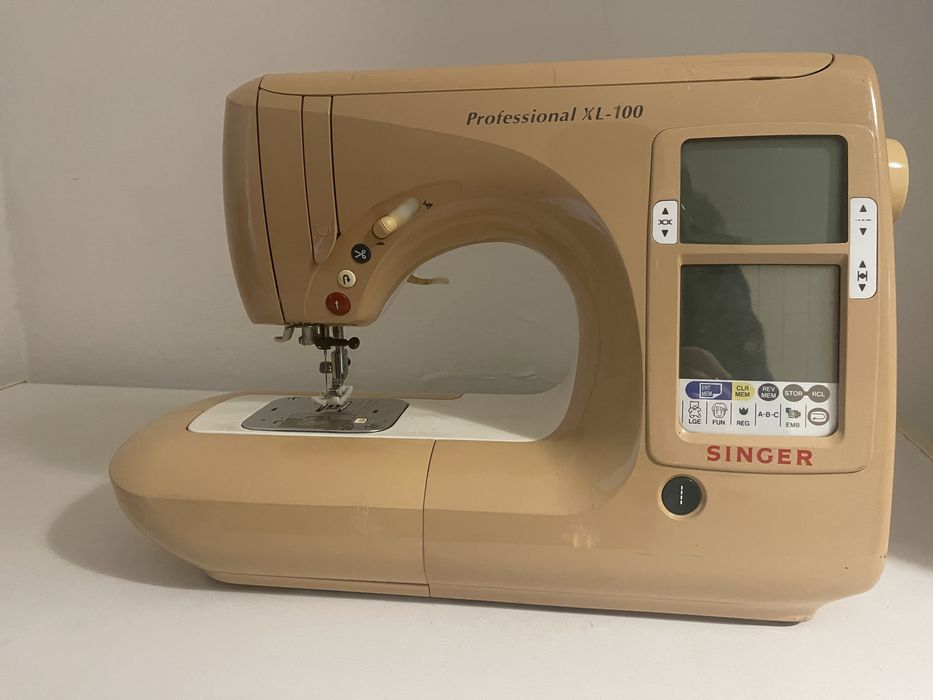 Maquina Costurar/Bordar muito boa