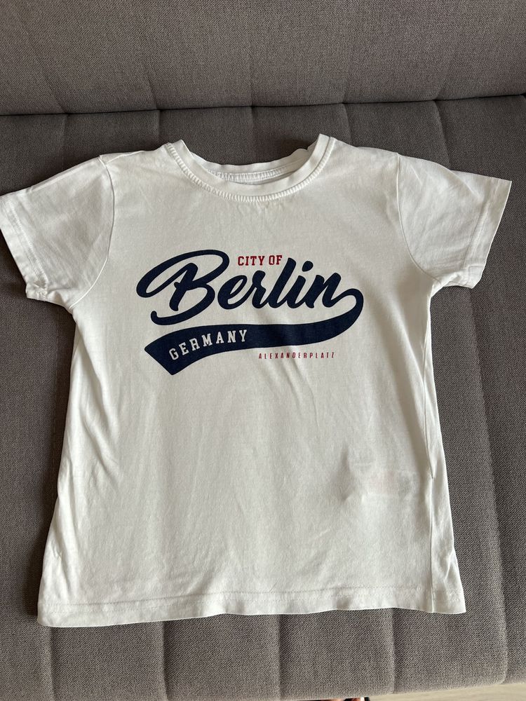 Primark Berlin Germany biały t-shiry r. 5-6 lat