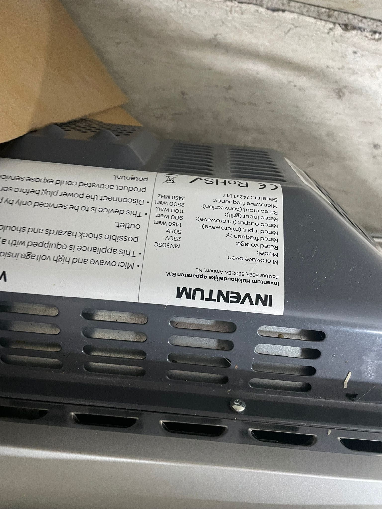 Inventum MN305C – mikrofalówka z grillem i piekarnikiem – 30L