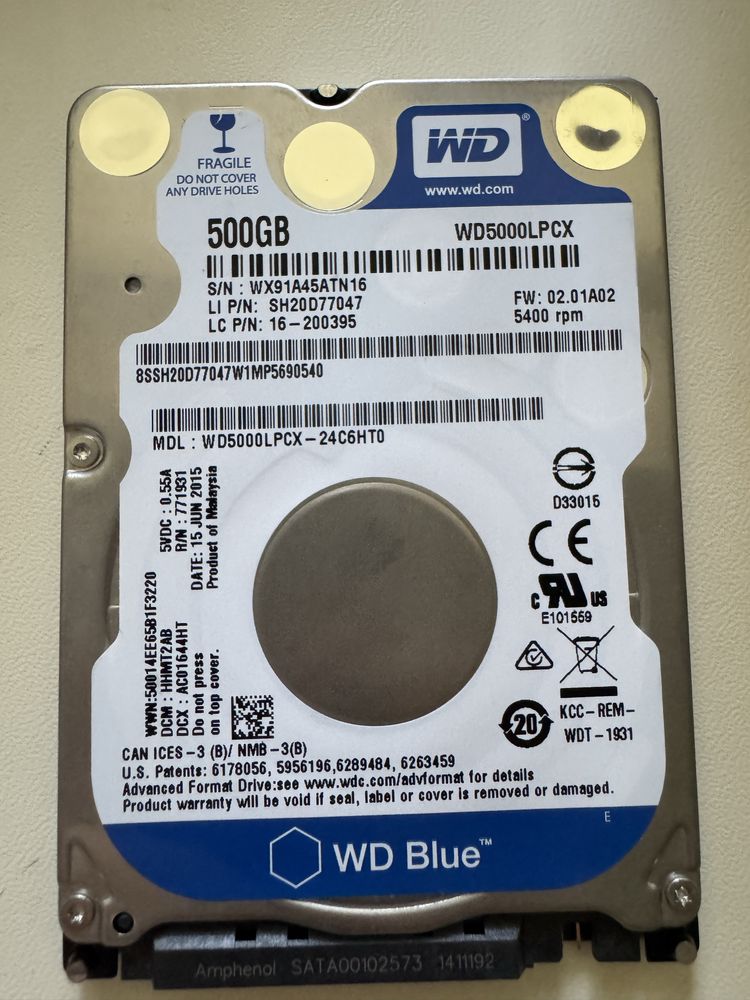 Жорсткі диск WD Blue 2.5, 500gb та SSD 1Tb., гарний стан.