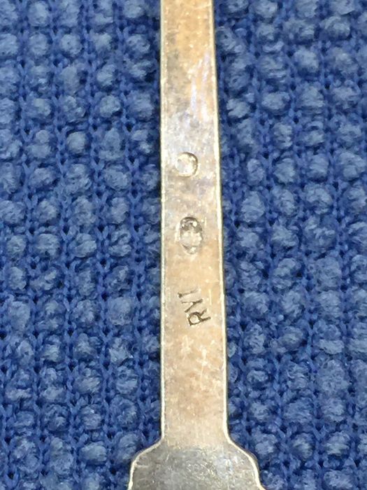 Srebrne lyzeczki kolekcjonerskie  6szt.