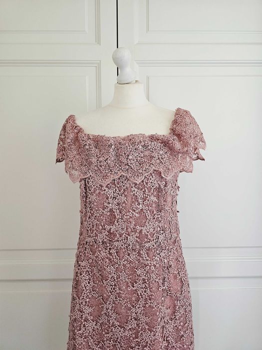 Elegancka sukienka hiszpanka koronkowa Reserve r. 42