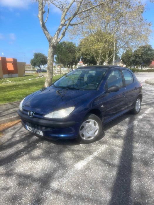 Carro Peugeot 206