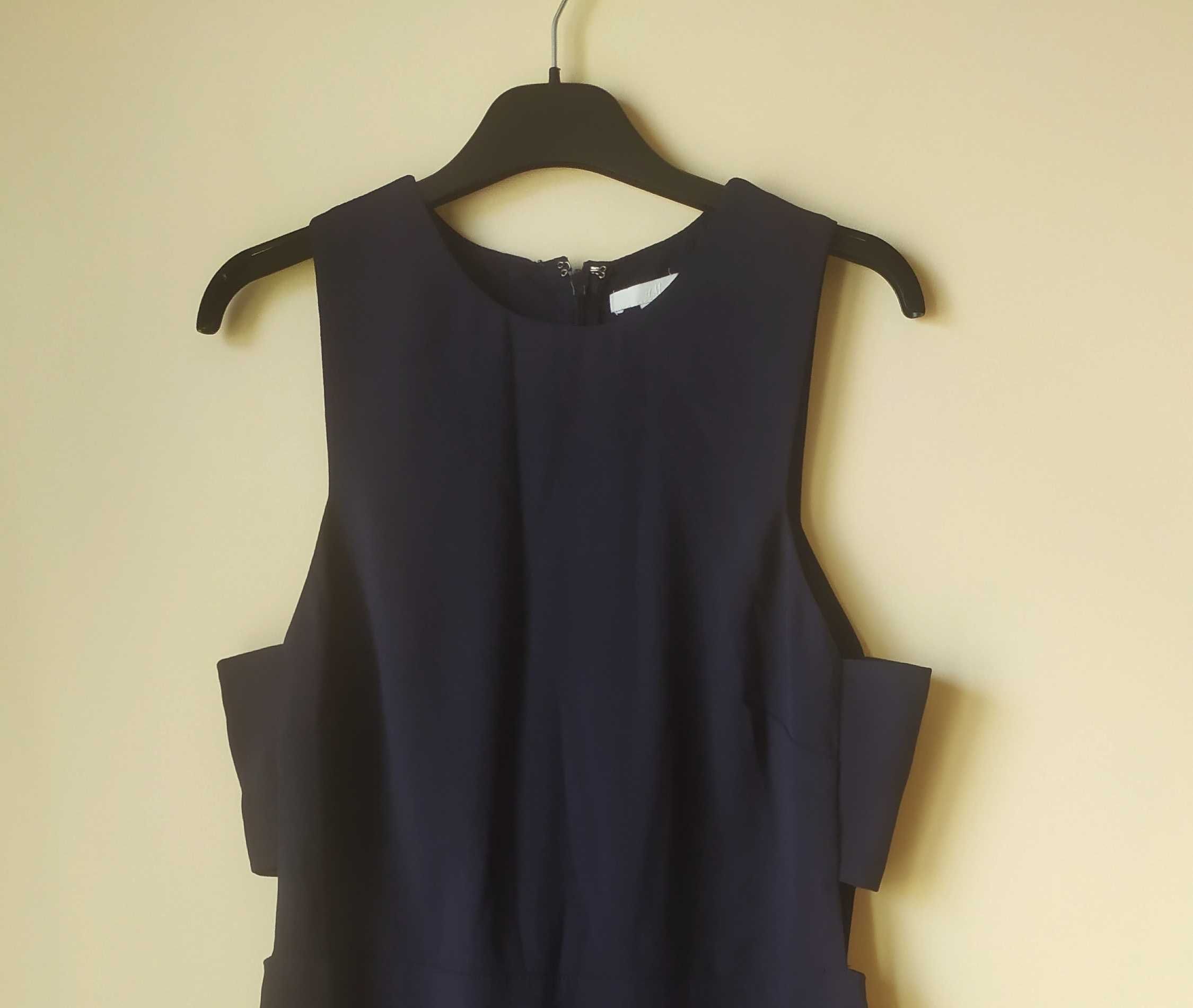 Granatowa elegancka sukienka  midi z wycięciami,H&M , rozmiar M