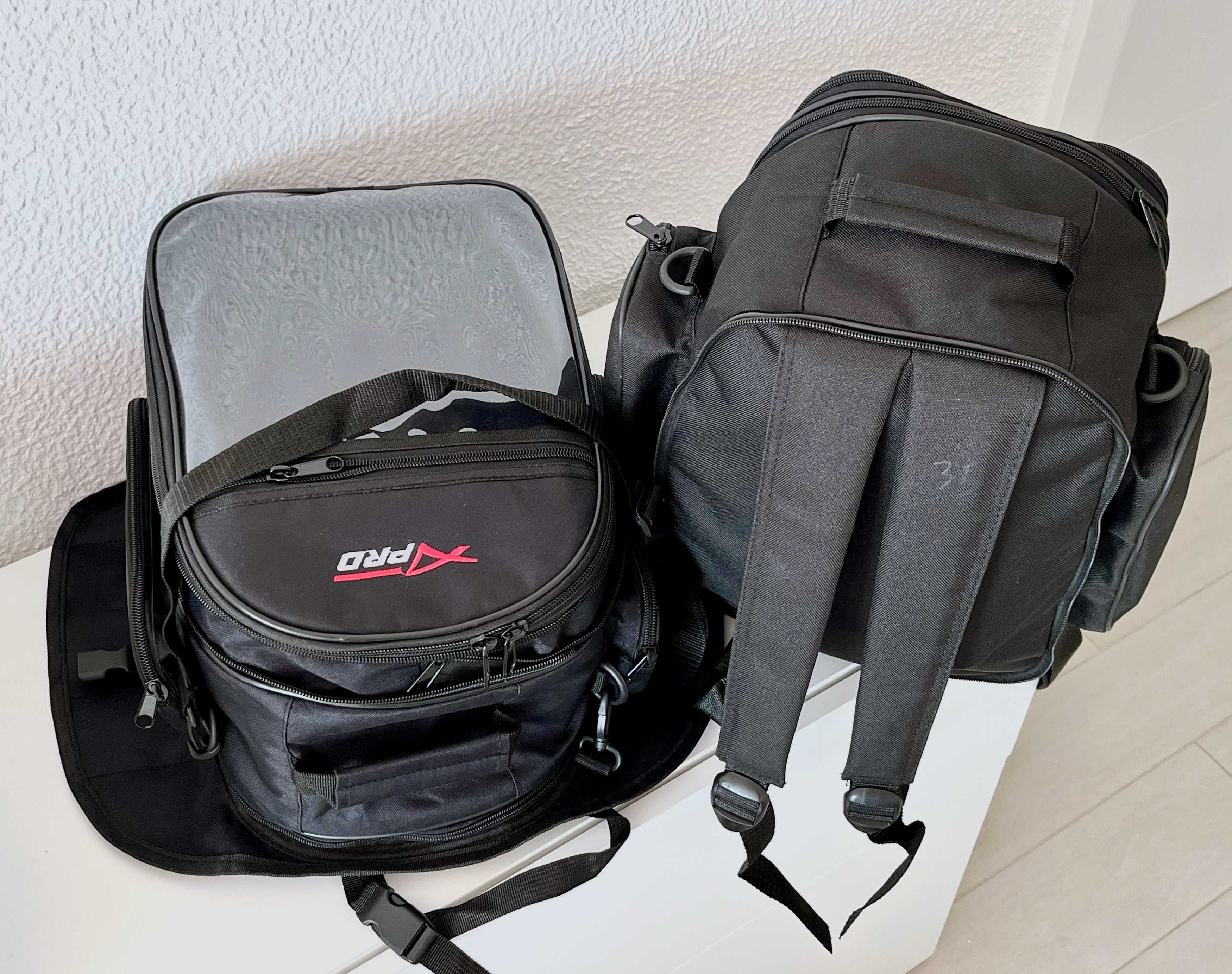 Saco-depósito (faz Mochila) NOVO 25/31 Lts. Fixação magnética.Desconto