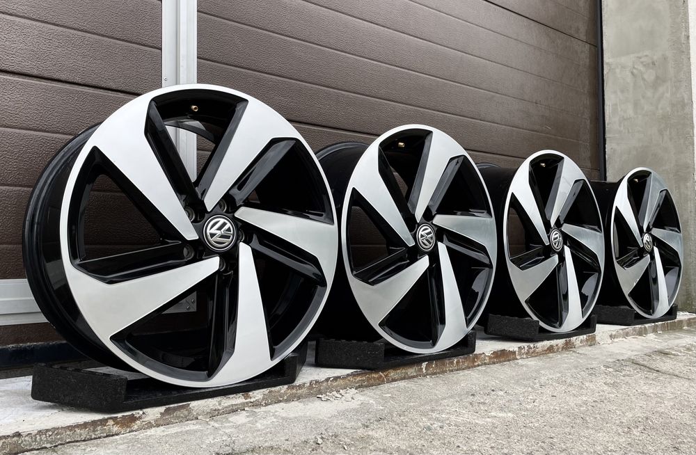 4x felgi aluminiowe 5x100 r17 et51 7,5J Alufelgi Oryginał VW GTI Rline