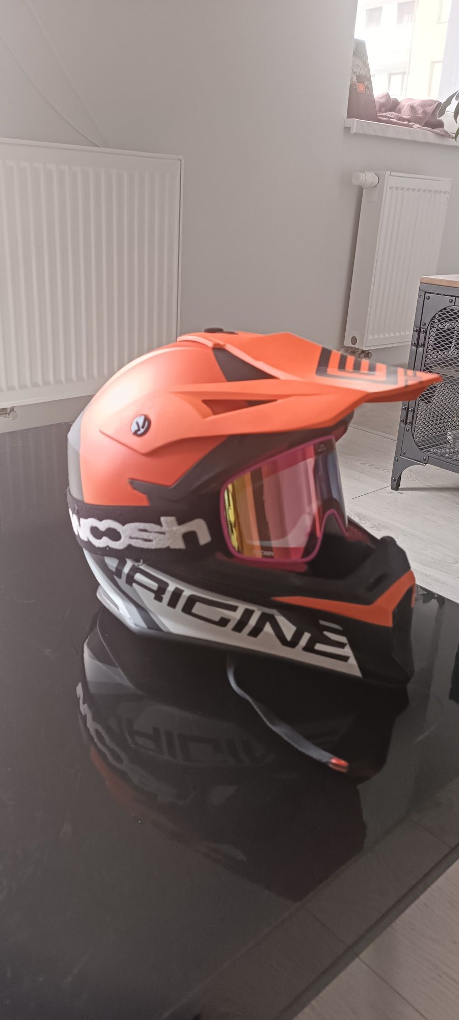 Sprzedam kask z goglami (dh cross full face )