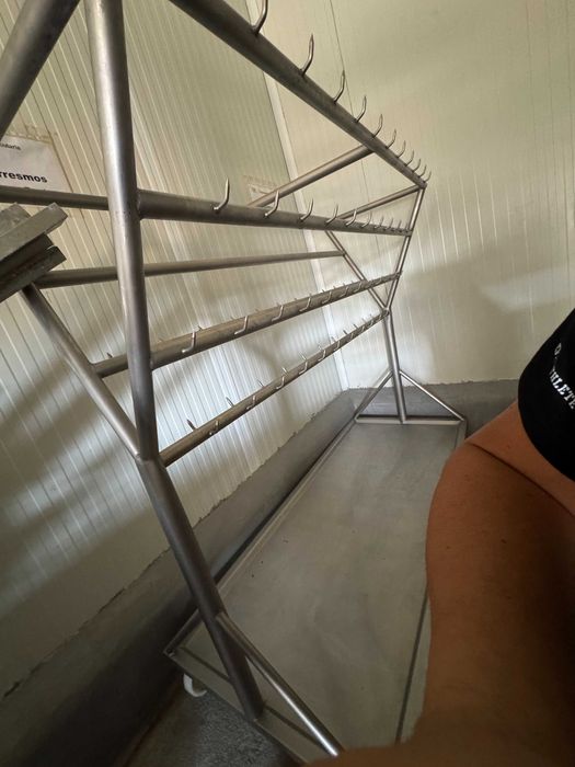 Suporte Móvel em Inox para Fumeiro/Charcutaria - 80x180x165cm