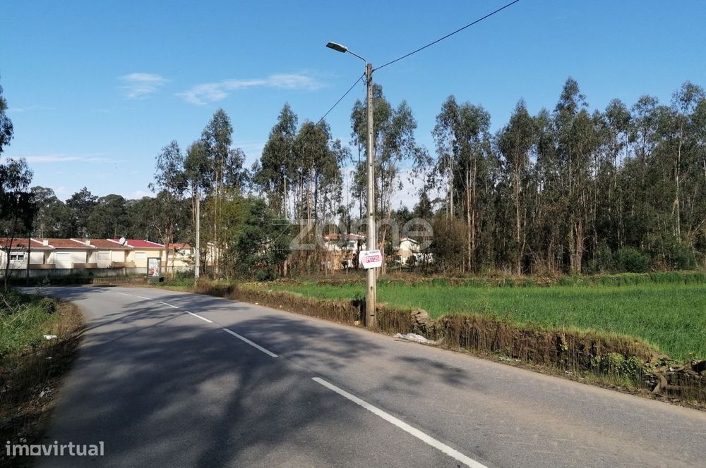 Terreno Urbanizavel com 10,120 M2 em Fradelos, Famalicão
