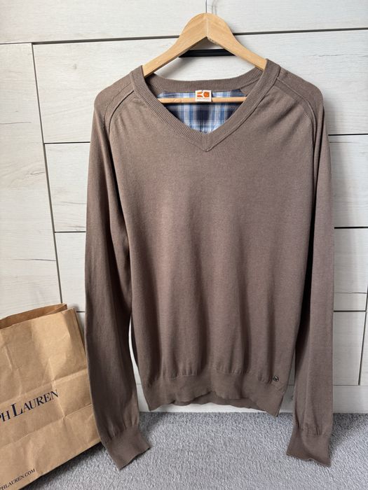 Чоловічій гарний светр Hugo Boss оригінал L