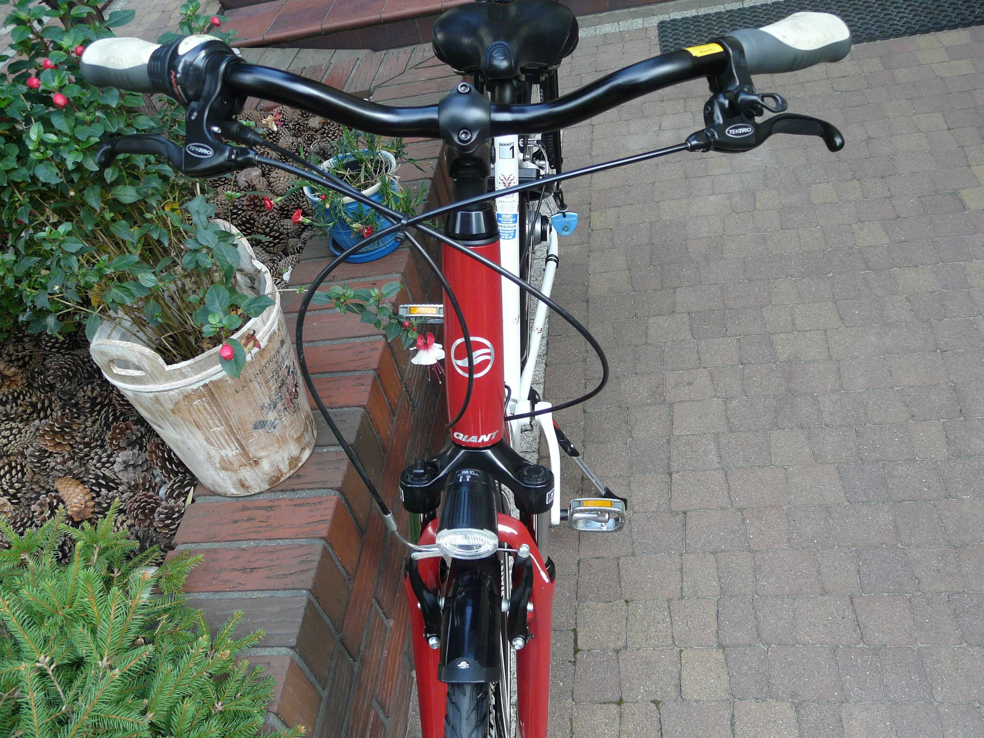 Rower miejski GIANT  Tourer X Road Lifestyle 28"/50- b.ładny ,nożny