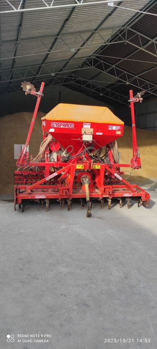 Agregat uprawowo siewny Gaspardo pneumatyczny