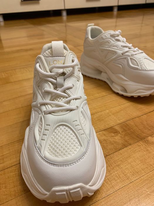 Кросівки жіночі Lonza білі