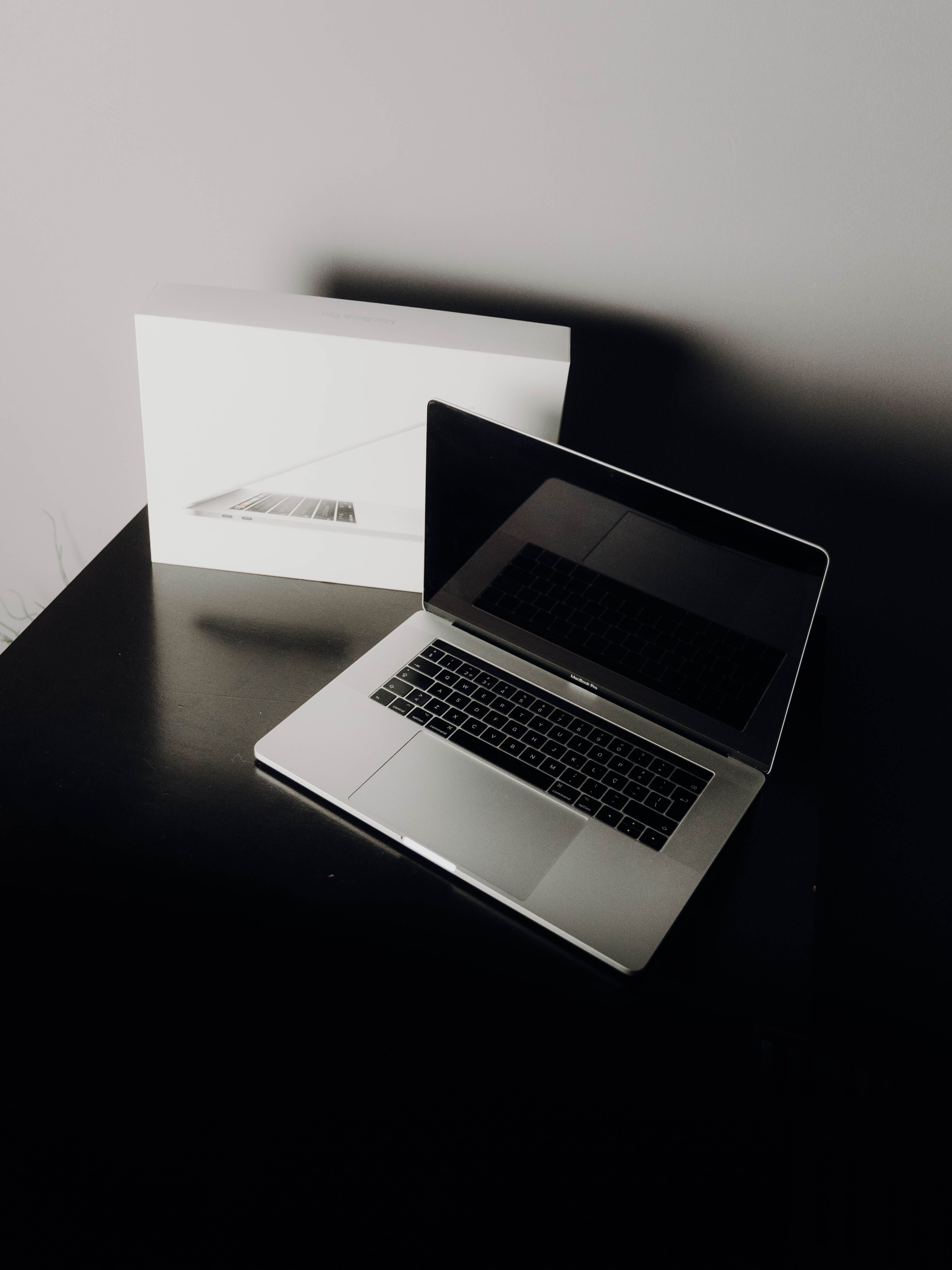 MacBook Pro 15'' Touch Bar 512GB