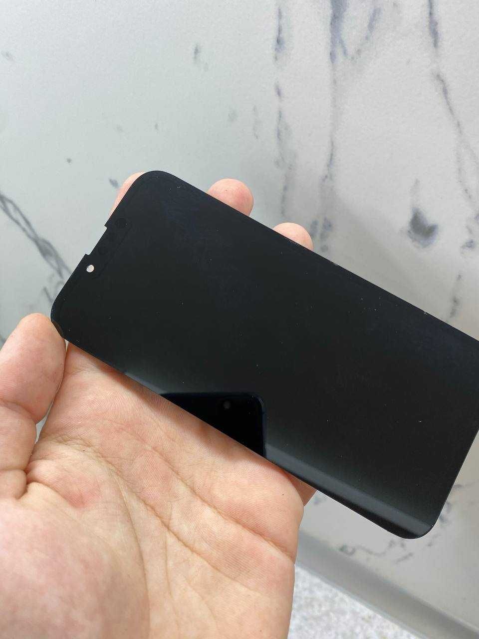 Дисплей iPhone 13 Pro