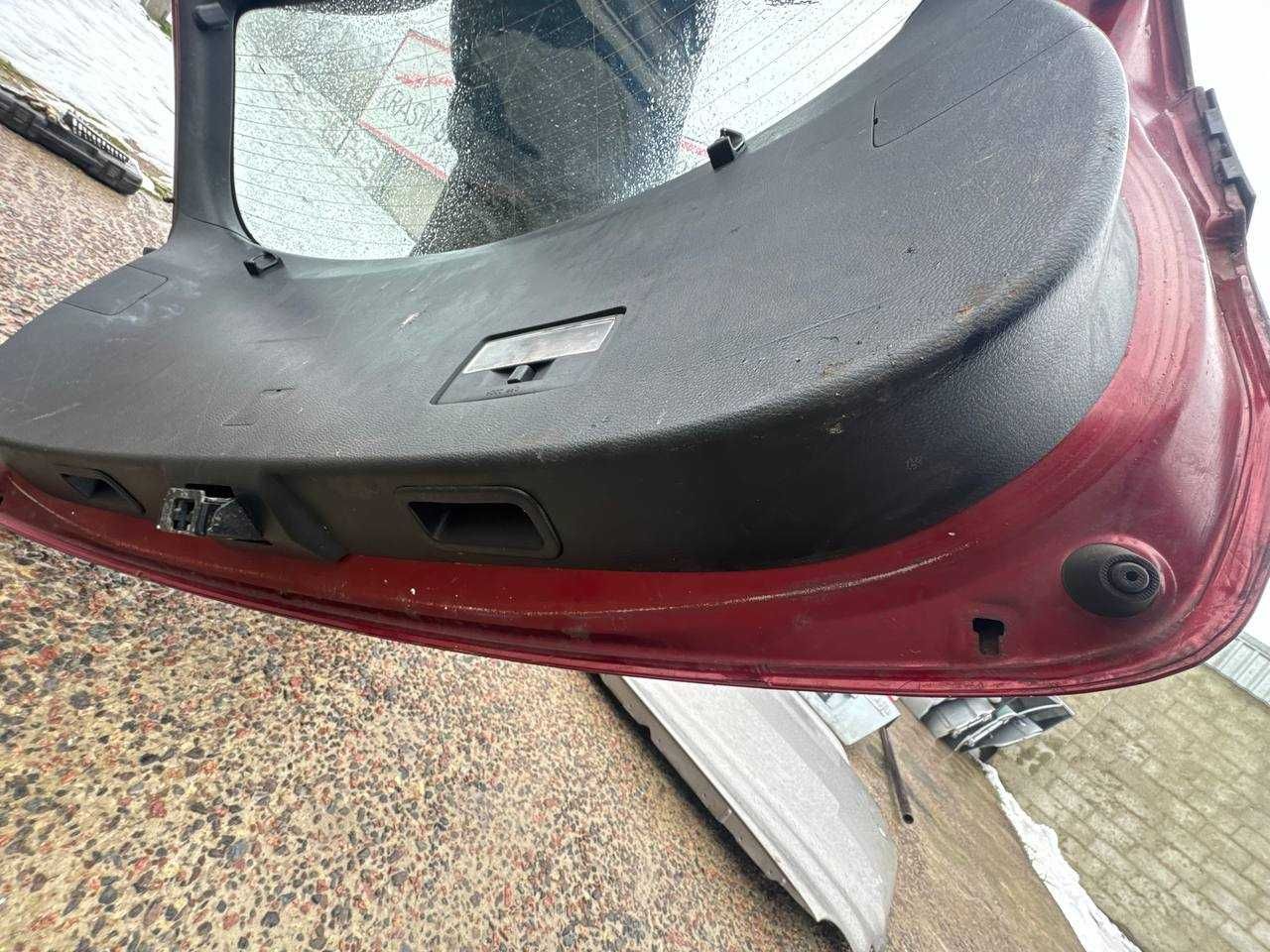 Кришка Багажника в зборі до Mazda 6 2008-2012 (Універсал)