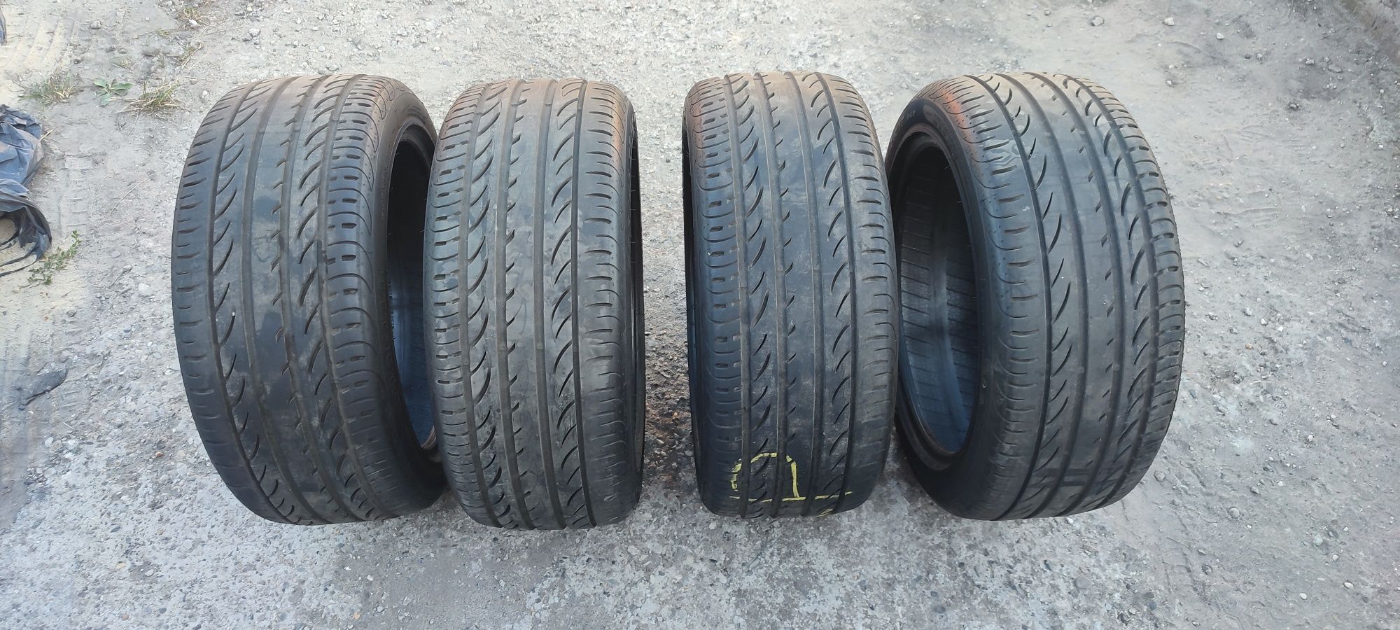 Opony letnie 17cali pirelli