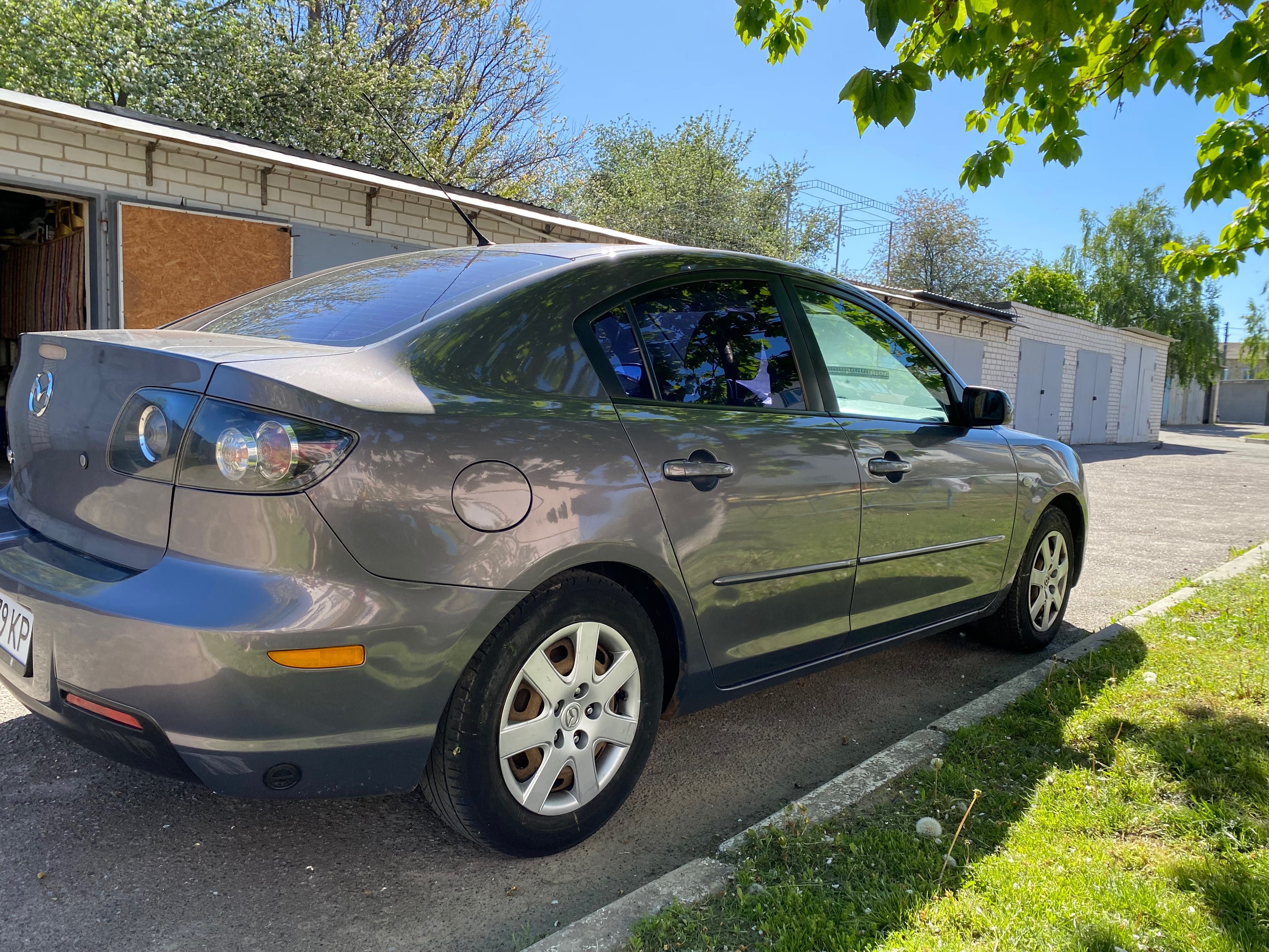 Продаю свою Mazda 3