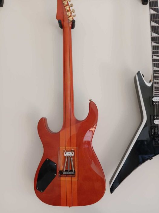 Jackson JS32 FR, Ace Pro FR, Blackstar Silverline, Boss ME-90