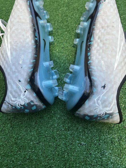 Nike Hypervenom Hydra