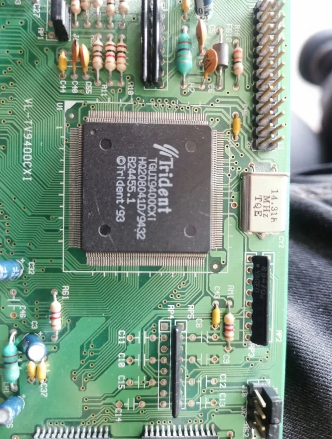 Placa gráfica Trident TGUI9400CXi VLB