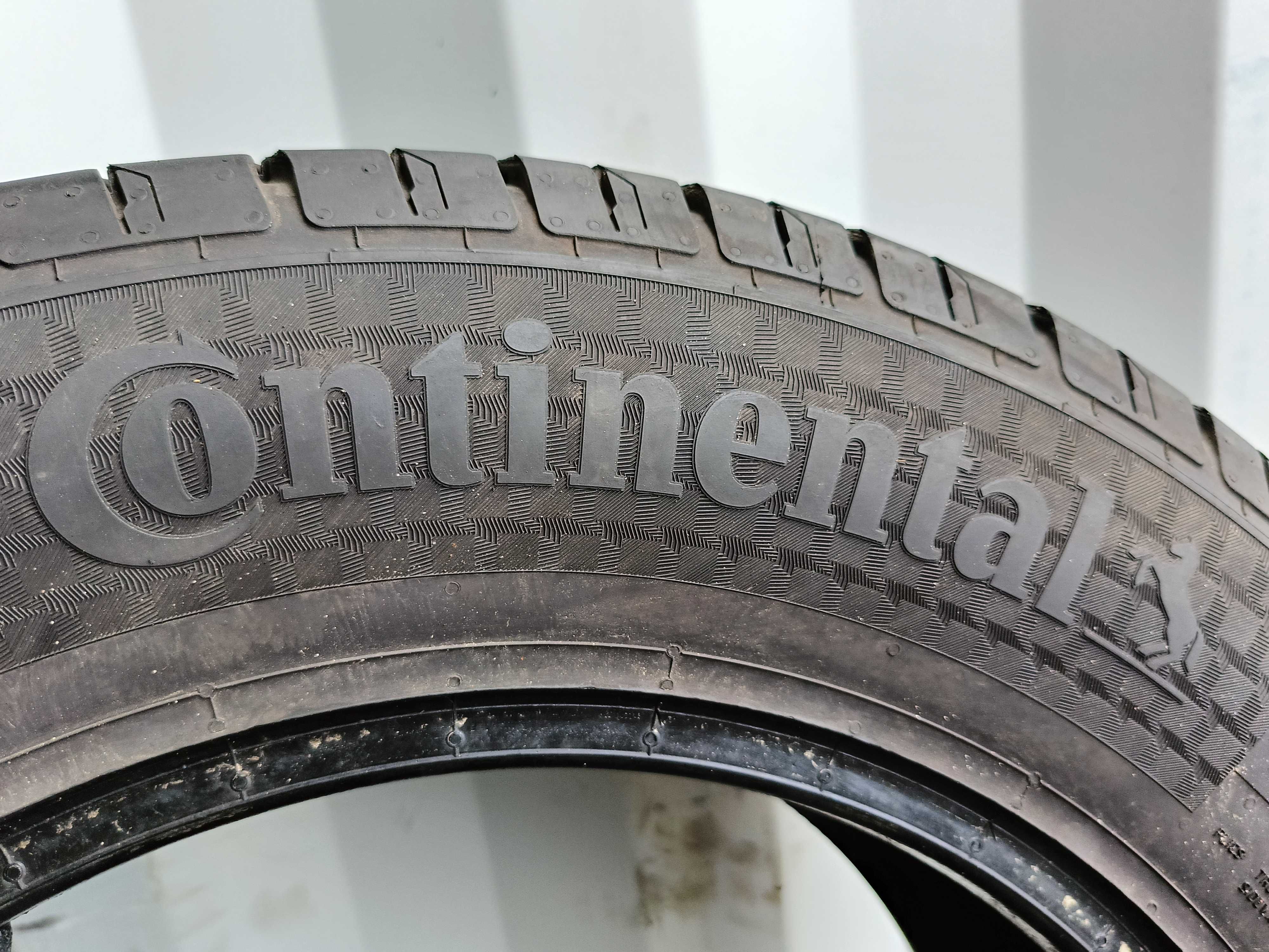 2X 215/65R16C CONTINENTAL 2024