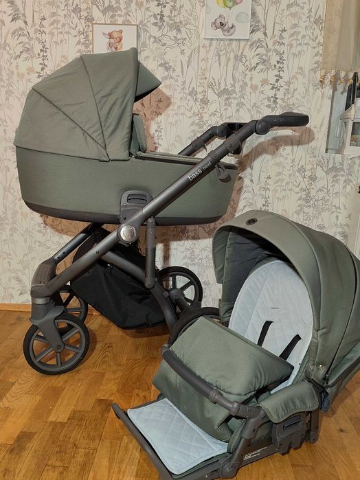 Śliczny wózek Roan Bass Next 2w1