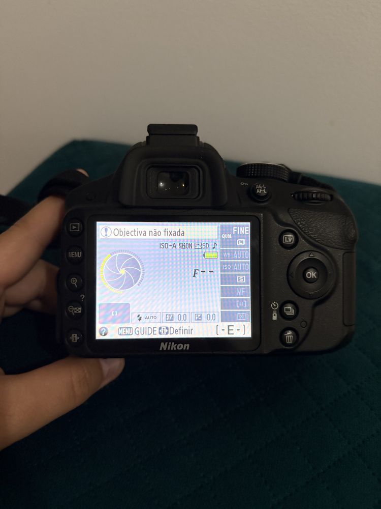Máquina Fotográfica Nikon D3200
